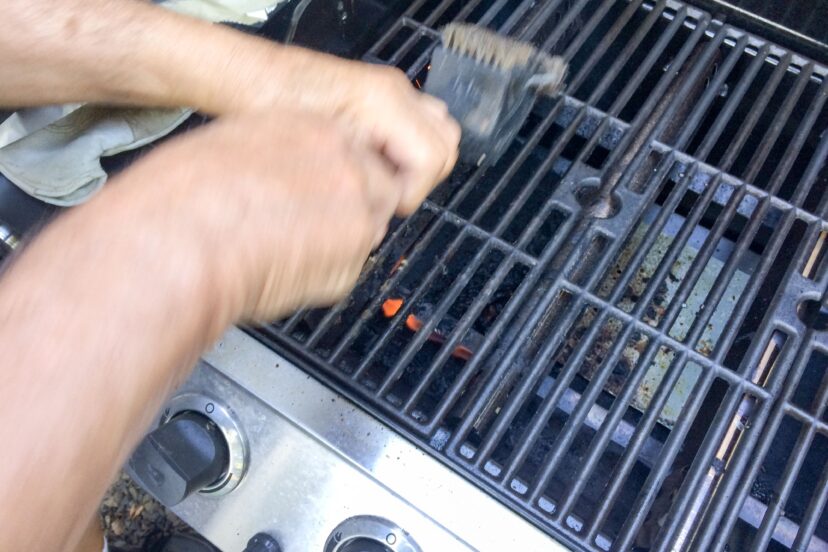 how to clean bbq grill with vinegar and baking soda