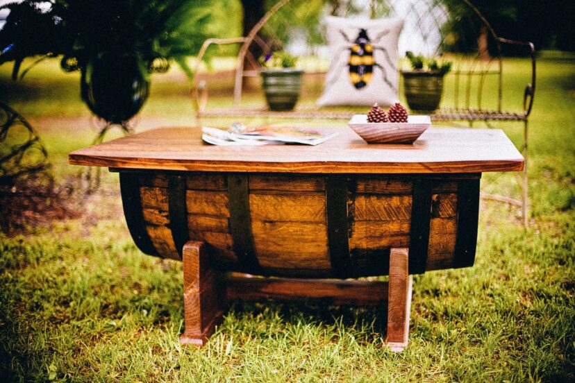 rustic outdoor furniture